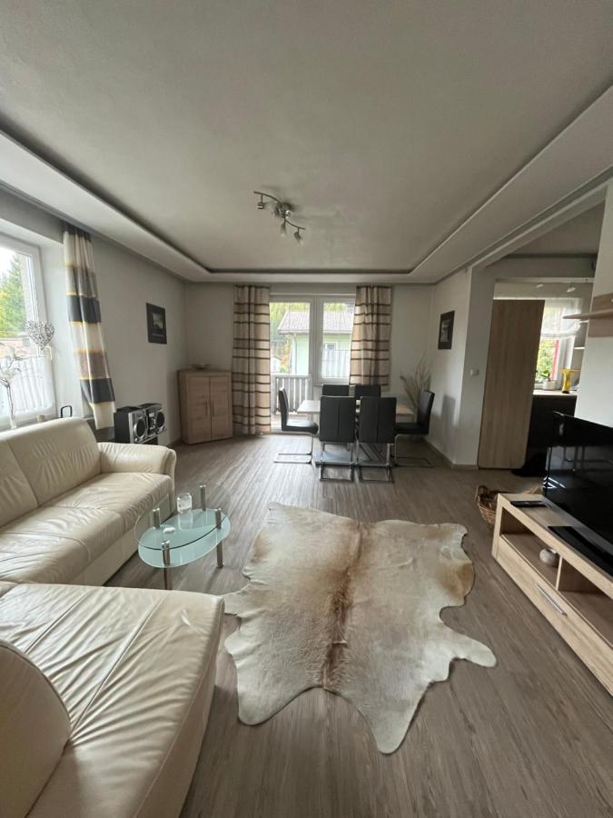 Ferienwohnung Mit Blick Auf Die Buchensteinwand Hochfilzen Exteriör bild